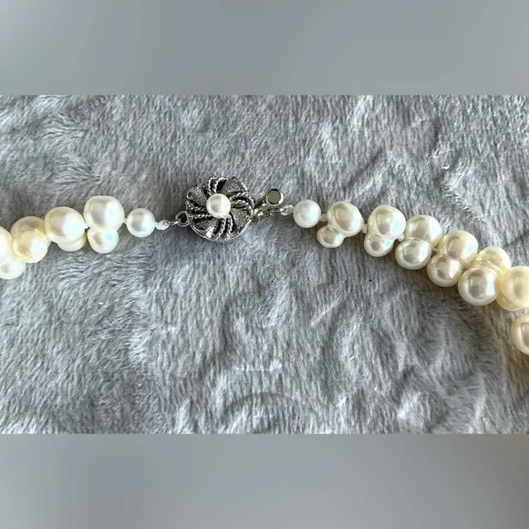 Authentic vintage pearl necklace💖💖